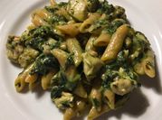 A picture of chicken penne