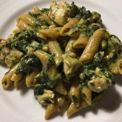 A picture of Creamy spinach chicken penne.