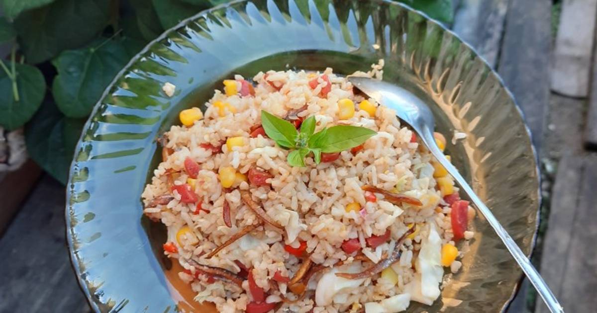 Resep Nasi Goreng Bawang Putih Spesial oleh Anis Komala