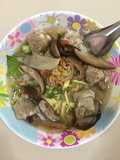 “ข้าวต้มกระดูกหมู”
