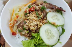 Bún thịt nướng Đà Nẵng