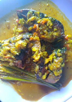 Foto resep Ikan goreng bumbu kuning sederhana