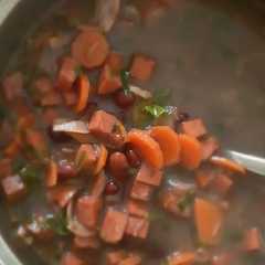 A picture of Sop Kacang Merah.