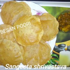 Besan poori's A picture of Besan poori's.