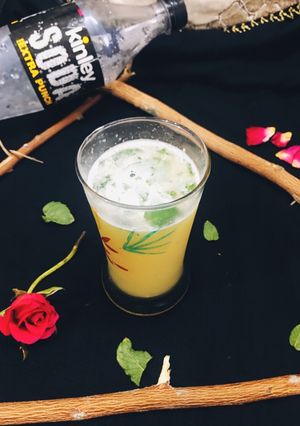 A picture of Mint Mosambi Mocktail.