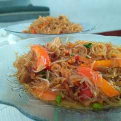 รูปของ Bihun goreng praktis