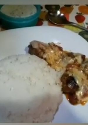 صورة لوصفة طاجن كفته بالطماطم في الفرن