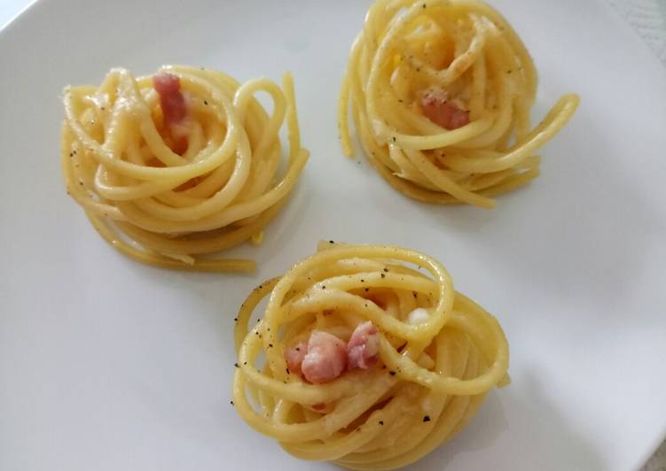 Recipe of Quick Frittatine di Carbonara