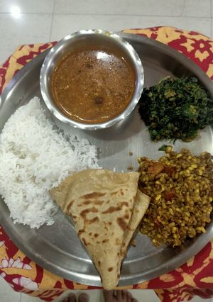 पीठ पेरून मेथीची पालेभाजी रेसिपी चे मुख्य फोटो