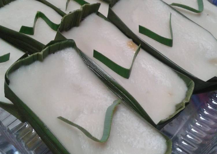 Kue Tetu /kue perahu/kue lampu