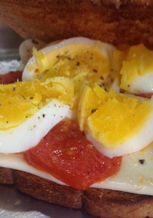A picture of Boiled Egg Sandwich.