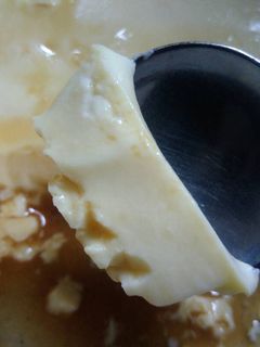 Hình của món Chia sẻ kinh nghiệm làm bánh flan cho các bé nhỏ.