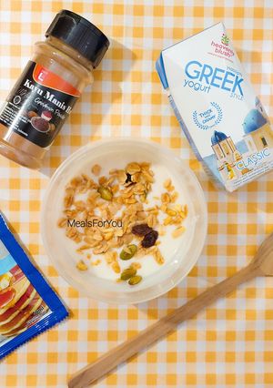 Foto resep Yogurt Cinamon Granola - Resep diet