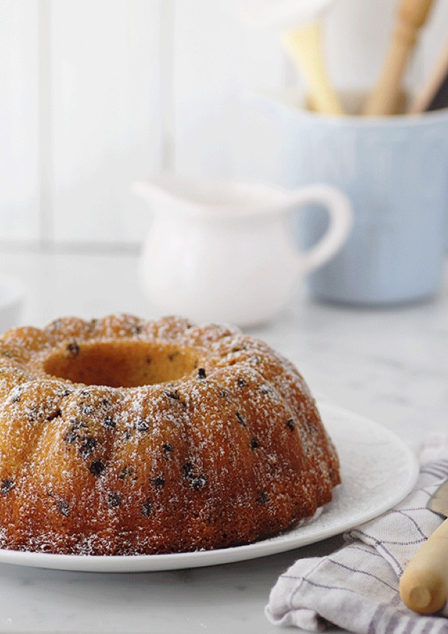 Foto di Ciambella alla panna e gocce di cioccolato