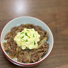 A picture of Beef Bowl with Egg Mayo.