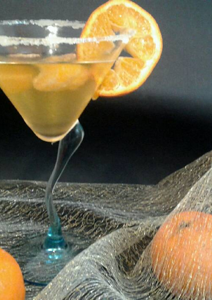 Una foto de Licor de mandarina