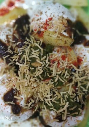 A picture of Diet Dahi Bhalla.