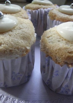 Una foto de Muffins Angel o Muffins de Claras / Angel Cake