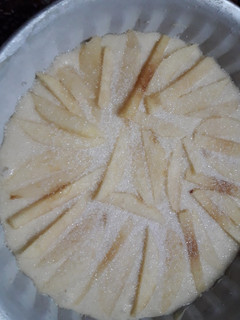Una foto de Torta de manzana fácil y económica