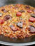 Arroz de butifarra, rovellons y trufa