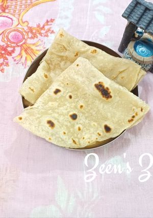 A picture of Quick Maida Rotis or Chapatis.