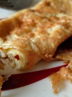 صورة لوصفة لفائف البيض بالجبن 🍳 🧀