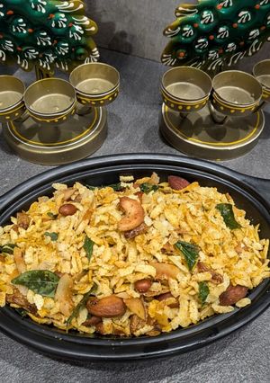 पोहा चिवड़ा रेसिपी मुख्य फोटो