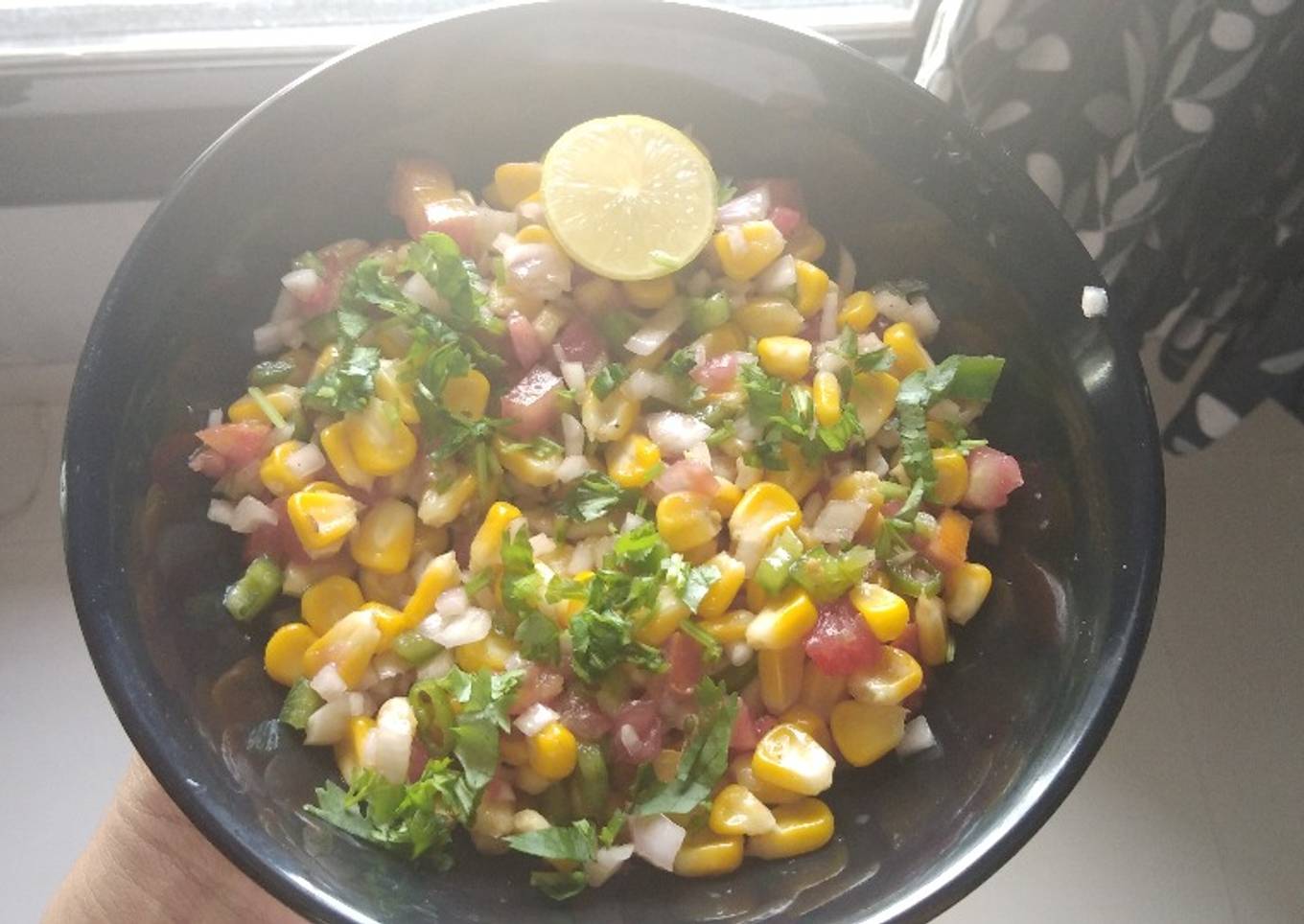 Spicy corn chaat