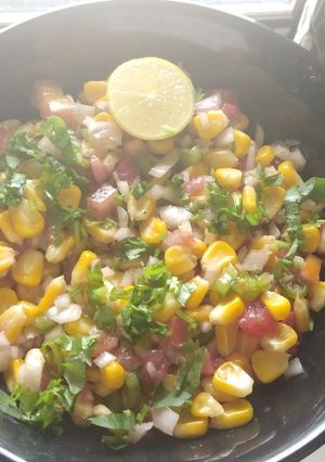 A picture of Spicy corn chaat.