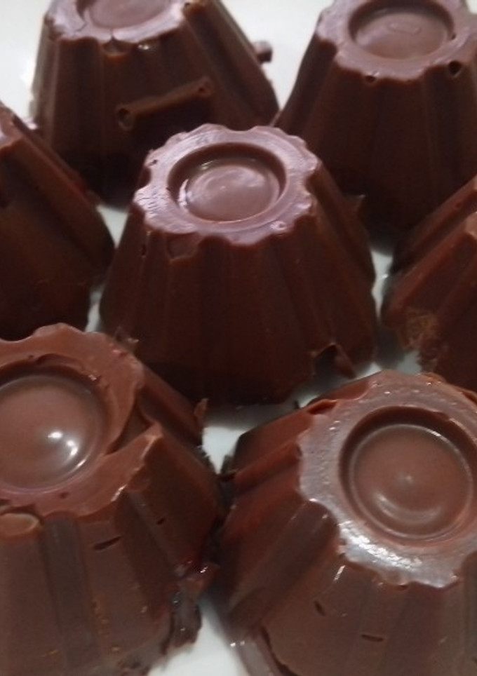 Una foto de Bombones de Chocolate y Fresa 🍓