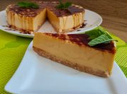 Una foto de flan queso mascarpone