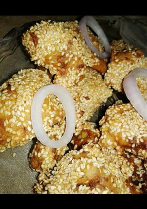 A picture of Chicken tikka.