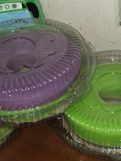 Foto resep Bolu Kukus Pandan dan Taro