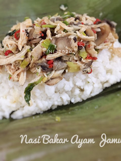 Foto resep Nasi Bakar Ayam Jamur Kemangi - menu nasi simple
