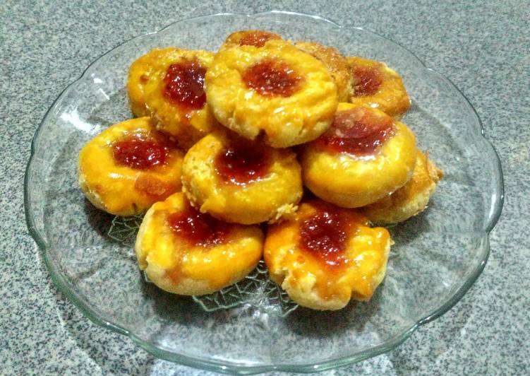 Resep Nastar selai strawberry yang Bisa Manjain Lidah