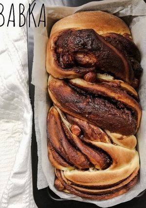 Foto di Babka con cioccolato e nocciole
