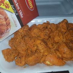 A picture of Boneless chicken tikka.