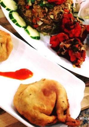 A picture of Whosayna’s Wontons.