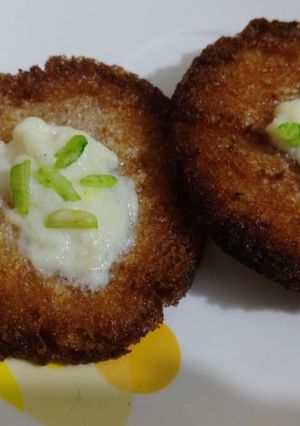 A picture of Shahi tukda.