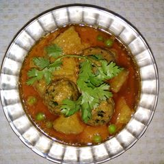 A picture of Golden Peas Curry.