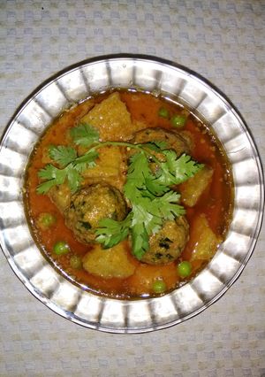 A picture of Golden Peas Curry.