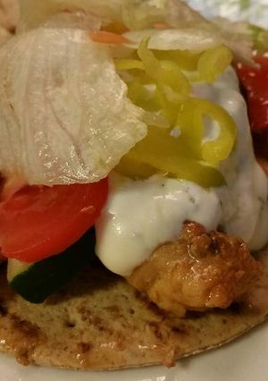A picture of Chicken Greek Gyros.