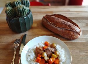 Une photo de Sauté de veau aux carottes et au romarin