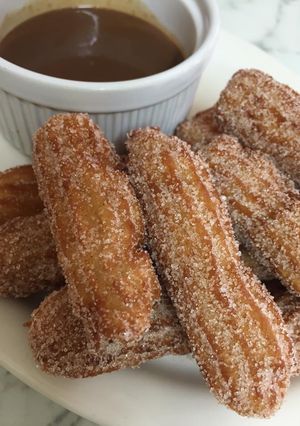 A picture of Churros with Chocolate Dipping Sauce.
