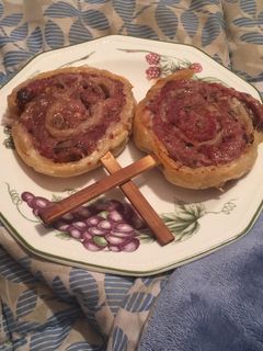 Una foto de Piruletas de hojaldre y buey