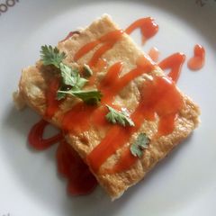 A picture of Bhajia stuffed omelette.