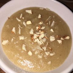 A picture of Suji ka Halwa.