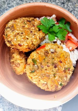 Una foto de Croquetas veganas de lentejas turcas