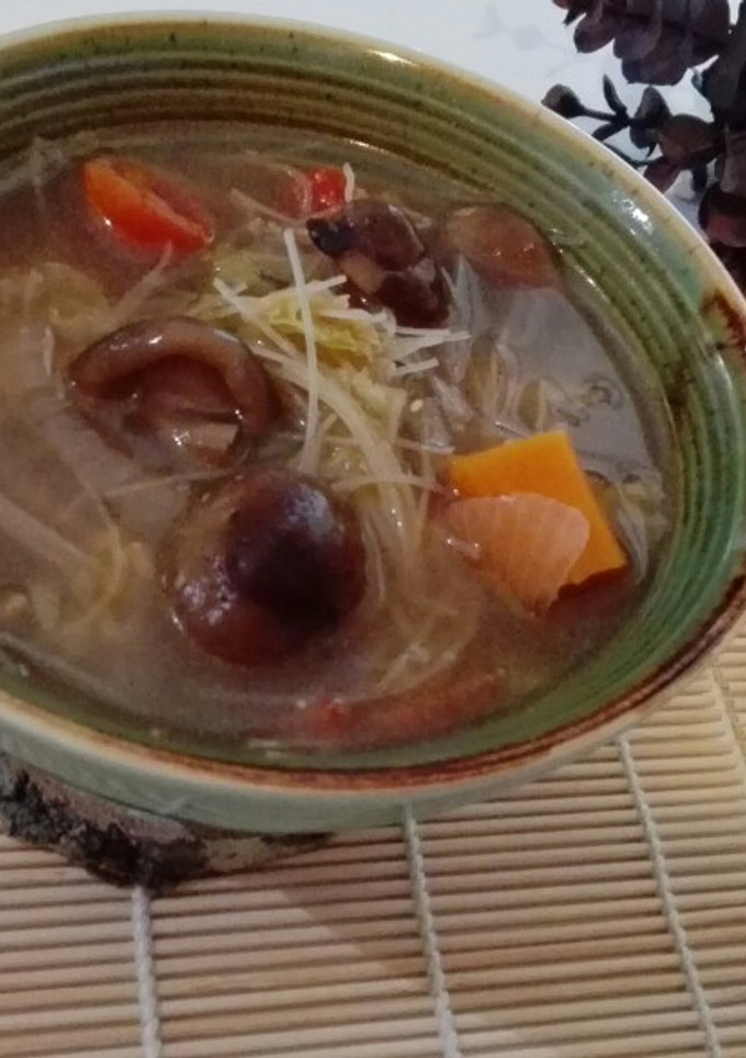 Una foto de Sopa con fideos de arroz