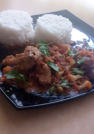 A picture of Chicken in Vegetables#Authorsmarathon#festivecontestMombasa#.